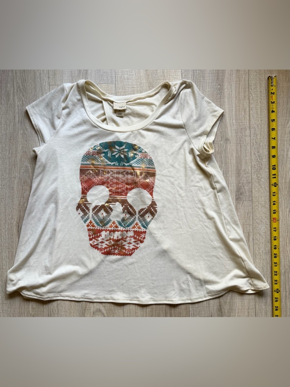 Daytrip Buckle Women's Cream Short-Sleeve Graphic Skull Tee size XL brand new